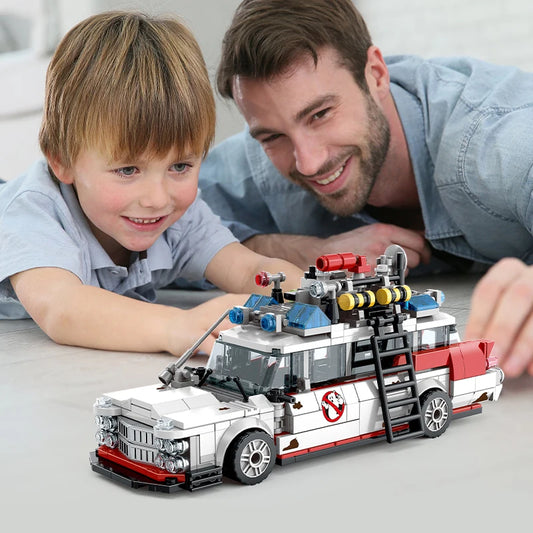 Creative Ghostbusters ECTO-1 Vehicle
